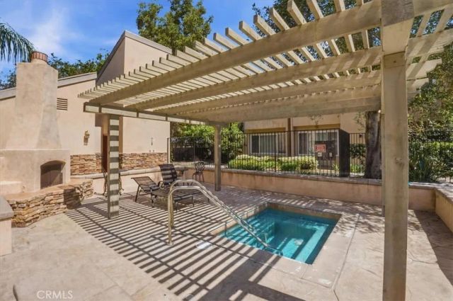 101 W Riverdale, Orange, CA 92865