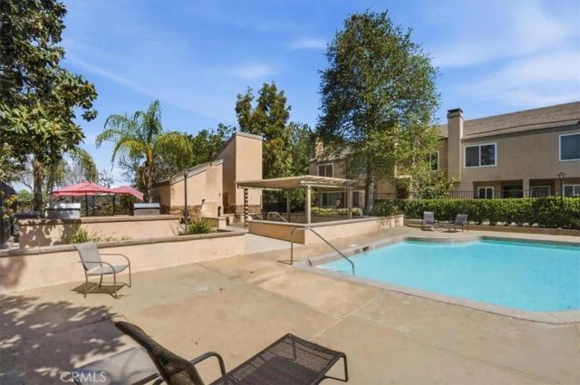 101 W Riverdale, Orange, CA 92865