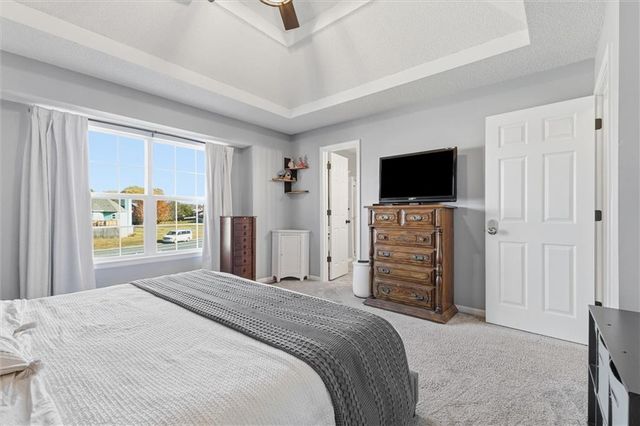 860 River Drive, Edwardsville, KS 66111