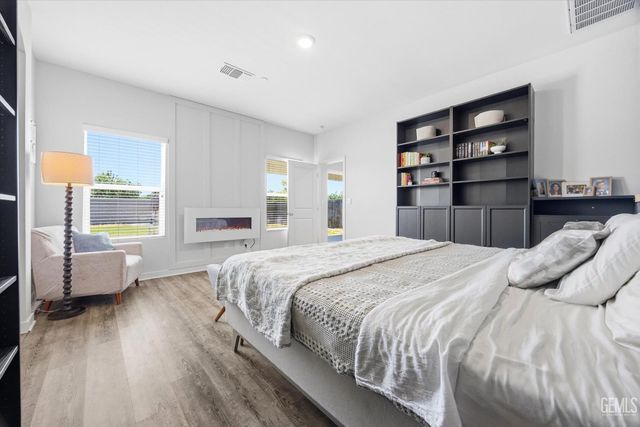 12513 Lautner Drive, Bakersfield, CA 93311
