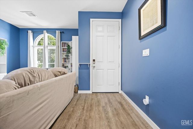 12513 Lautner Drive, Bakersfield, CA 93311