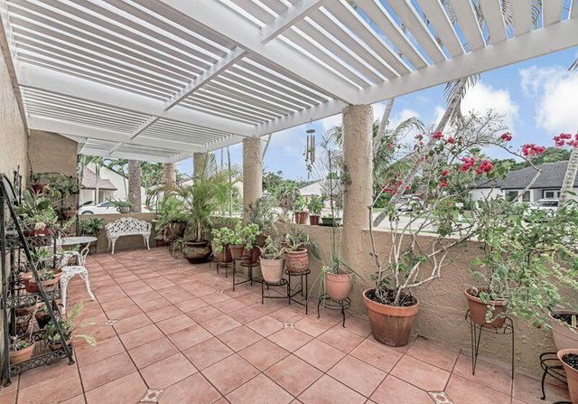 4957 SW 94th Terrace, Cooper City, FL 33328
