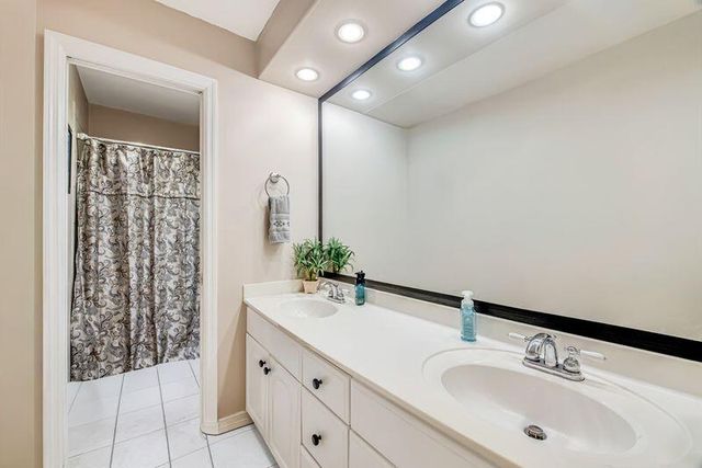 4957 SW 94th Terrace, Cooper City, FL 33328