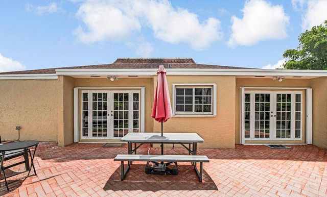 4957 SW 94th Terrace, Cooper City, FL 33328