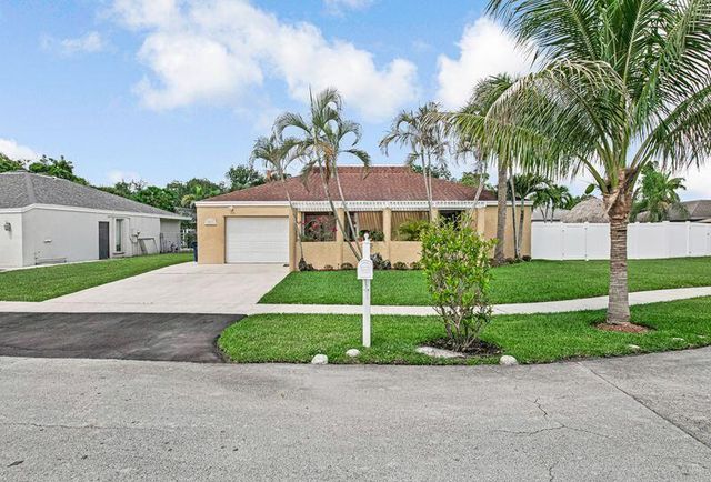 4957 SW 94th Terrace, Cooper City, FL 33328