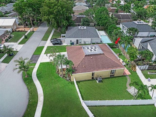 4957 SW 94th Terrace, Cooper City, FL 33328