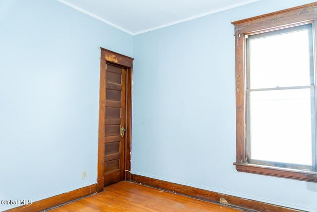 57 N Brandywine Avenue, Schenectady, NY 12307