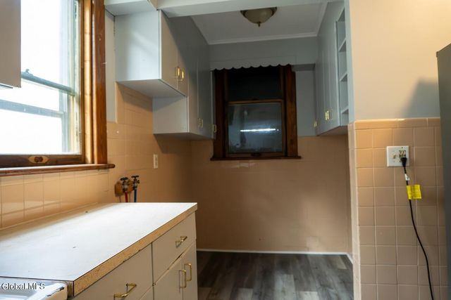 57 N Brandywine Avenue, Schenectady, NY 12307