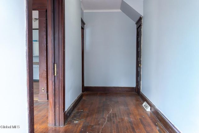 57 N Brandywine Avenue, Schenectady, NY 12307