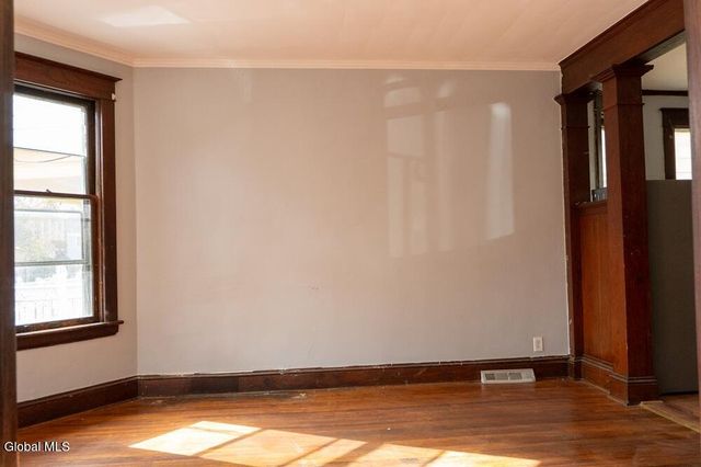 57 N Brandywine Avenue, Schenectady, NY 12307