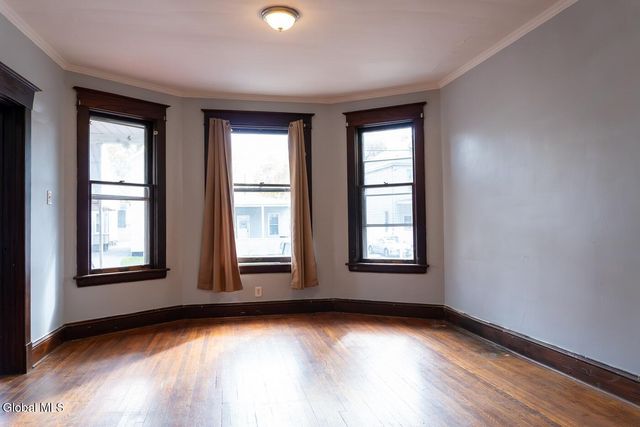 57 N Brandywine Avenue, Schenectady, NY 12307