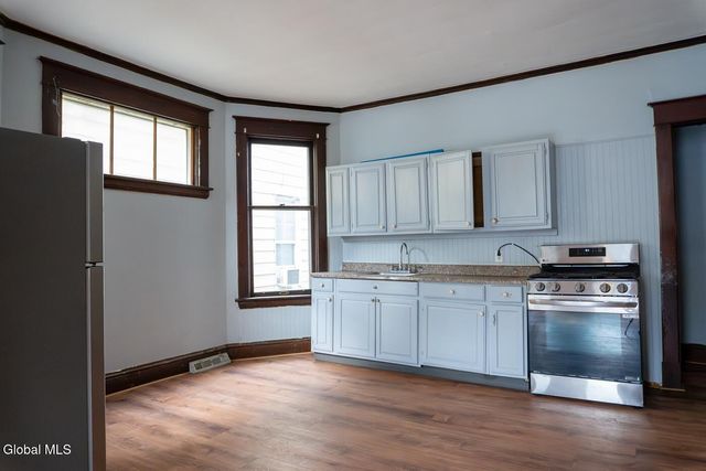 57 N Brandywine Avenue, Schenectady, NY 12307