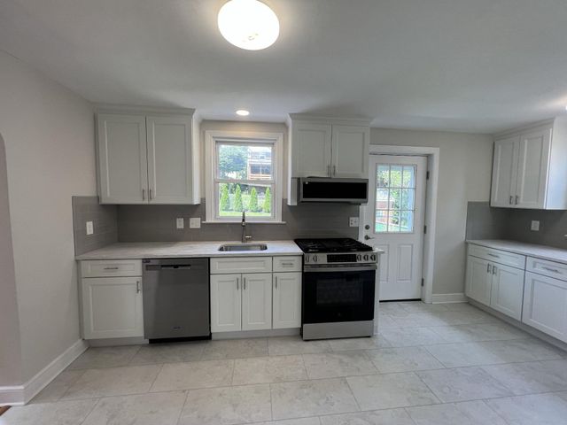 105 SIGNAL RD, Drexel Hill, PA 19026