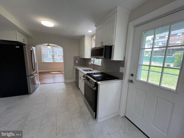 105 SIGNAL RD, Drexel Hill, PA 19026