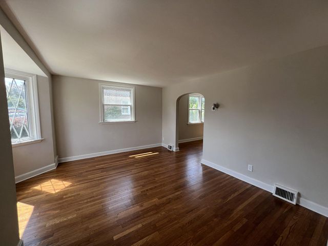 105 SIGNAL RD, Drexel Hill, PA 19026