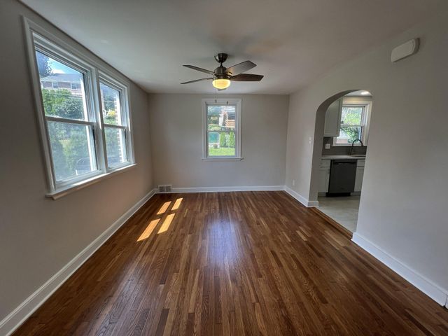 105 SIGNAL RD, Drexel Hill, PA 19026