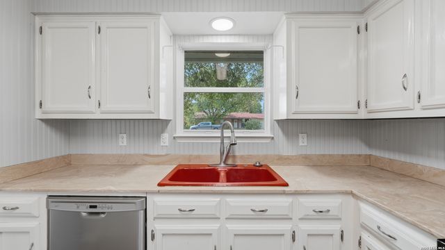 938 LAZY TRL, New Braunfels, TX 78130