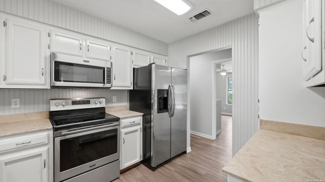 938 LAZY TRL, New Braunfels, TX 78130
