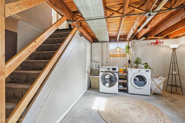 1617 Guthrie Avenue, Des Moines, IA 50316