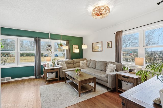 1617 Guthrie Avenue, Des Moines, IA 50316