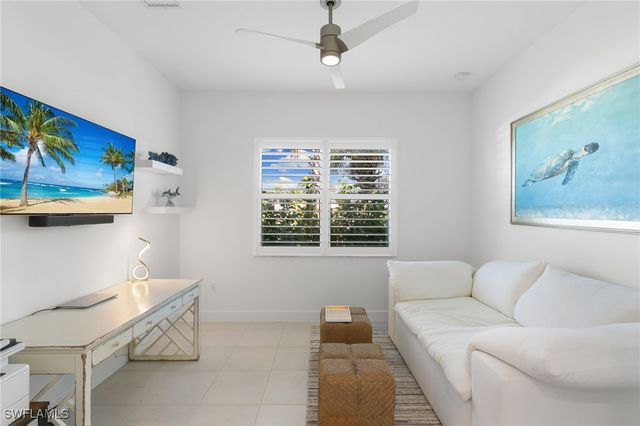 12372 Dahlia CT, Naples, FL 34120