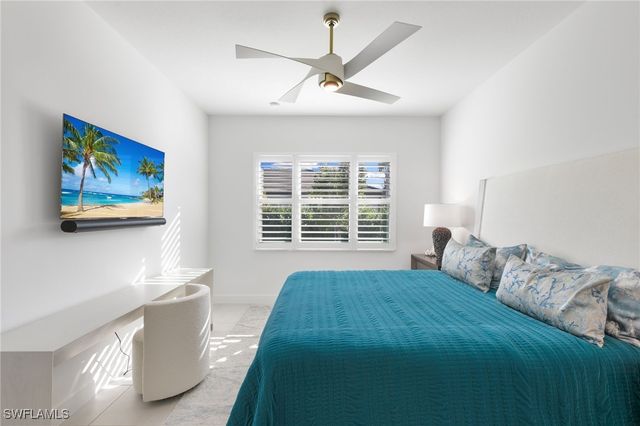 12372 Dahlia CT, Naples, FL 34120