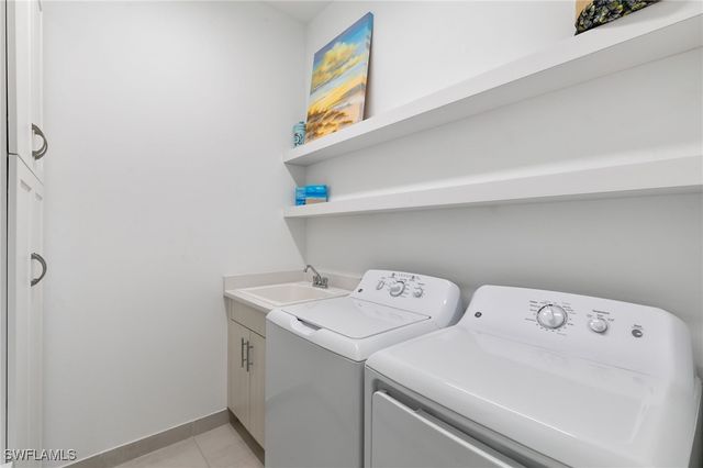 12372 Dahlia CT, Naples, FL 34120