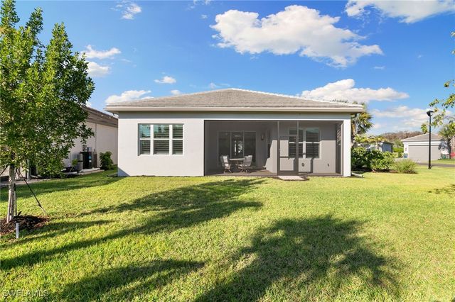 12372 Dahlia CT, Naples, FL 34120