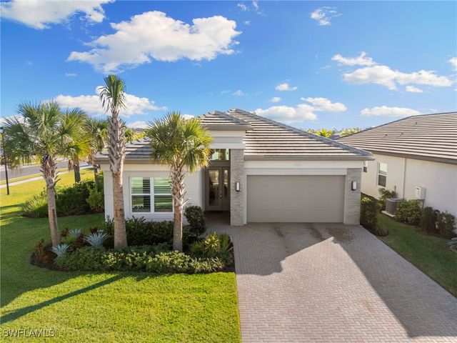 12372 Dahlia CT, Naples, FL 34120