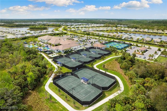 12372 Dahlia CT, Naples, FL 34120