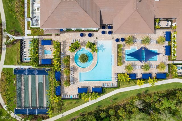 12372 Dahlia CT, Naples, FL 34120