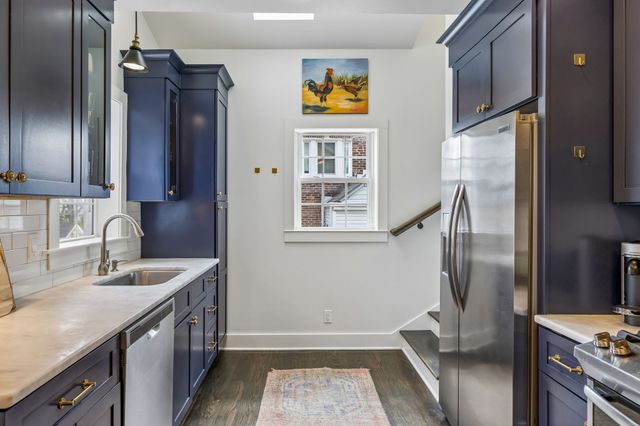 1015 Iverson Ave, Nashville, TN 37216