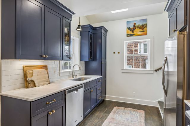 1015 Iverson Ave, Nashville, TN 37216