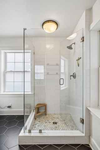 1015 Iverson Ave, Nashville, TN 37216