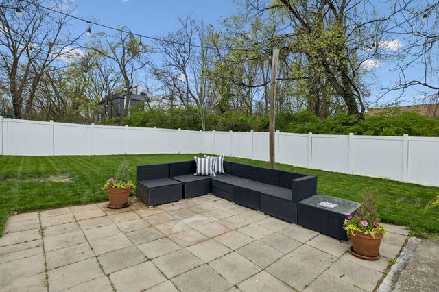 1015 Iverson Ave, Nashville, TN 37216