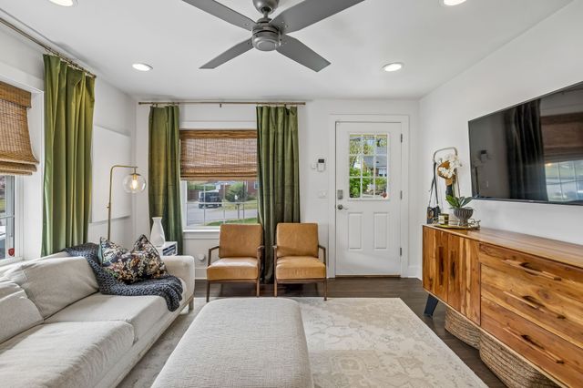 1015 Iverson Ave, Nashville, TN 37216