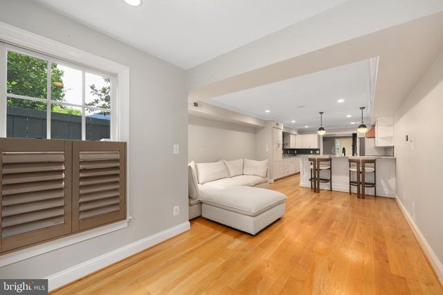 607 S SAINT ASAPH ST, Alexandria, VA 22314