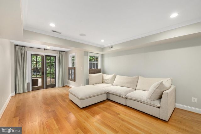 607 S SAINT ASAPH ST, Alexandria, VA 22314