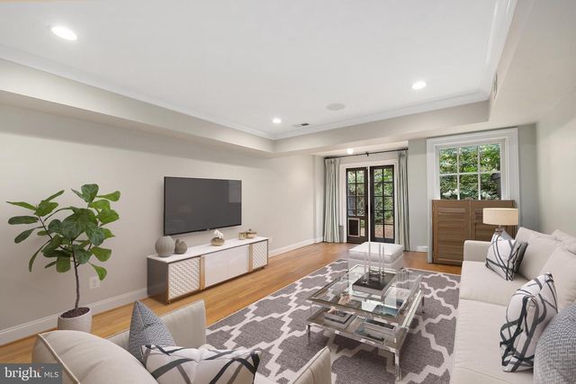 607 S SAINT ASAPH ST, Alexandria, VA 22314