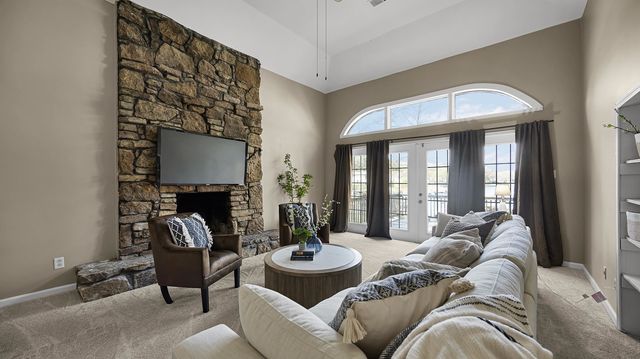 9606 BLUE SPRUCE DR, Lakeland, TN 38002