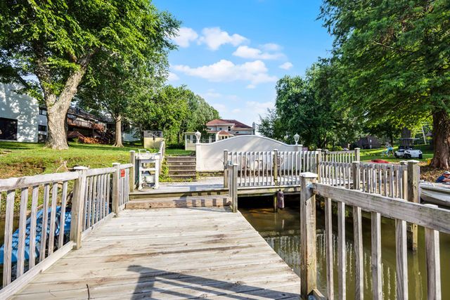 9606 BLUE SPRUCE DR, Lakeland, TN 38002