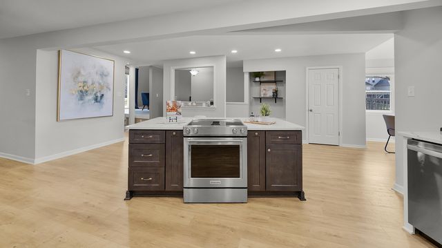 9606 BLUE SPRUCE DR, Lakeland, TN 38002