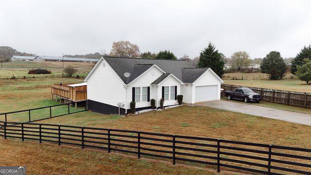 44 Quail Knoll Lane, Cleveland, GA 30528