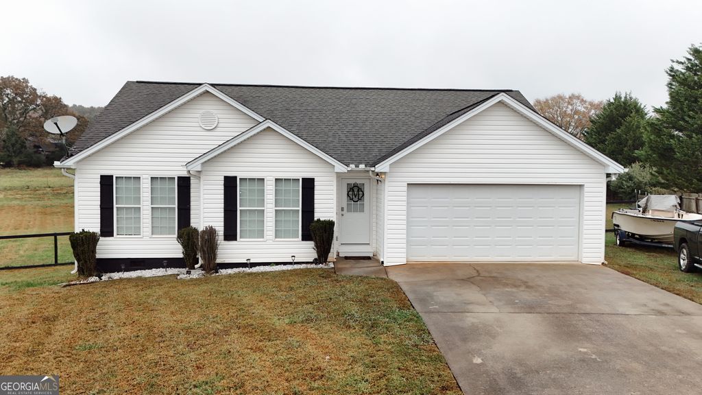 44 Quail Knoll Lane, Cleveland, GA 30528