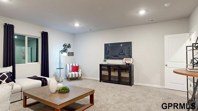 13502 Whitmore Street, Omaha, NE 68142