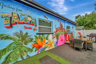 2006 E HENRY AVENUE, Tampa, FL 33610