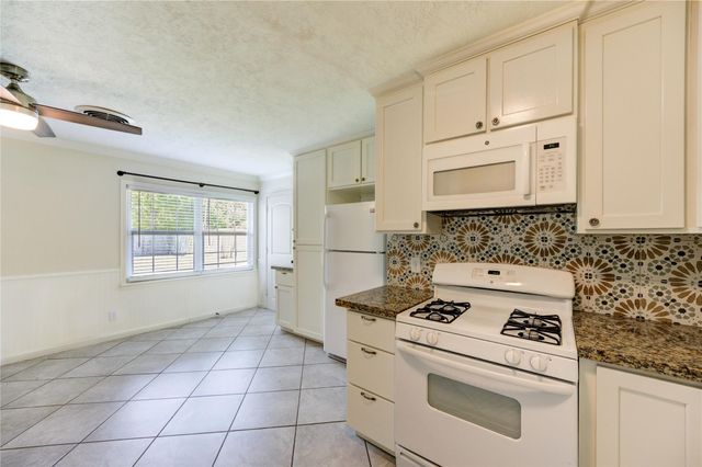 5317 Crestmont Street, Baytown, TX 77521