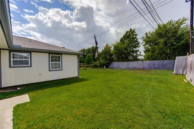 5317 Crestmont Street, Baytown, TX 77521