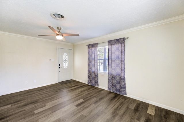 5317 Crestmont Street, Baytown, TX 77521