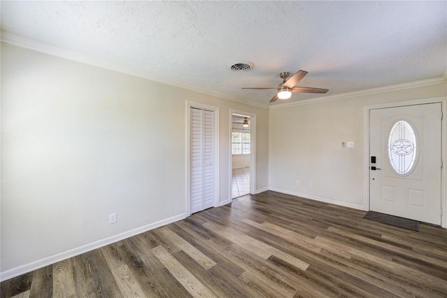 5317 Crestmont Street, Baytown, TX 77521